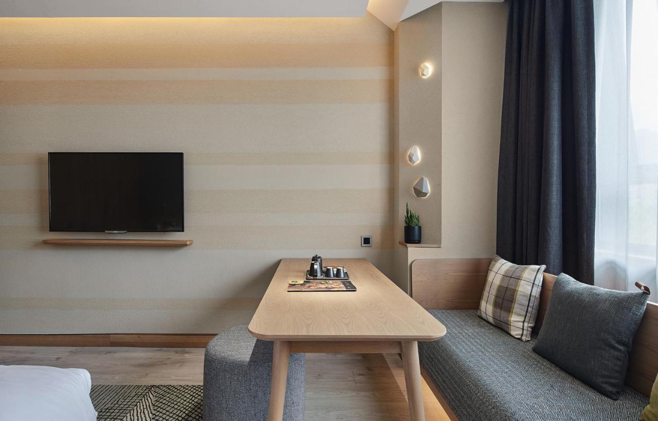 Ebo Hotel Hangzhou Wulin - 5 Mins Drive To The West Lake Luaran gambar