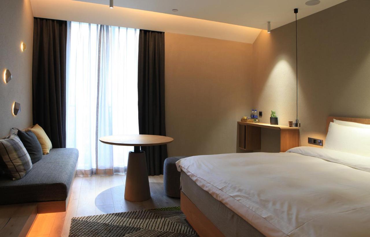 Ebo Hotel Hangzhou Wulin - 5 Mins Drive To The West Lake Luaran gambar