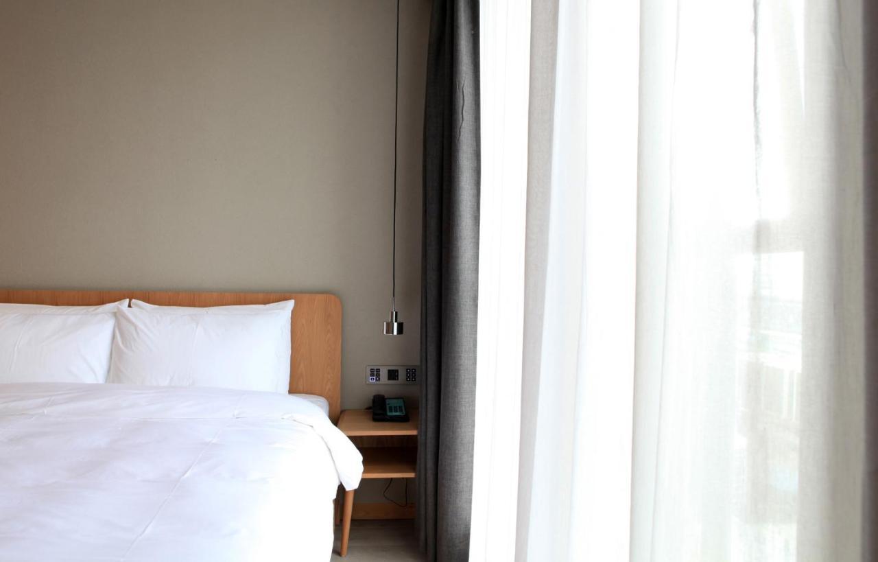 Ebo Hotel Hangzhou Wulin - 5 Mins Drive To The West Lake Luaran gambar