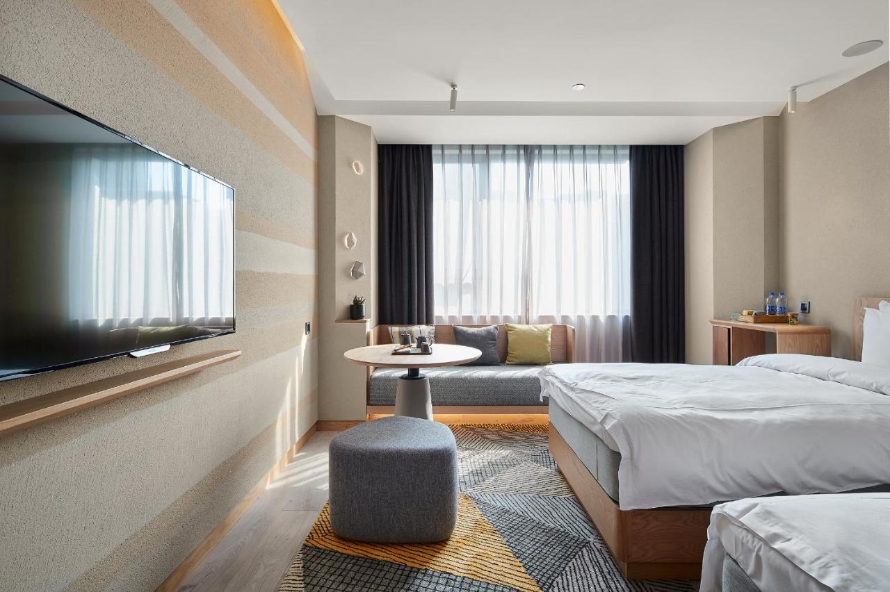 Ebo Hotel Hangzhou Wulin - 5 Mins Drive To The West Lake Luaran gambar